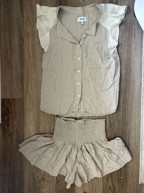 Koch Beige Sleeveless Button Front Top Size S & Smocked Waist Shorts Set Size XS